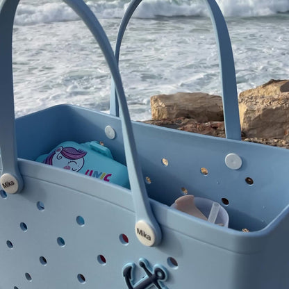 תיק הענק של מיקה